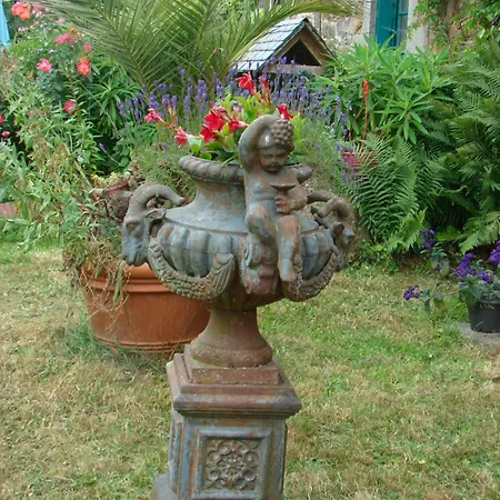 Manoir De La Es Bret *